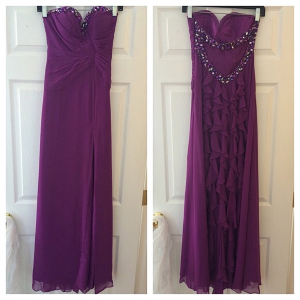 Purple Faviana prom dress size 0